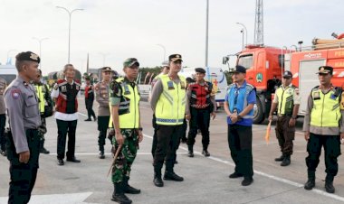 Sinergitas-TNI-Polri-di-Magetan-Masifkan-Patroli-pada-Operasi-Ketupat-Semeru-2024